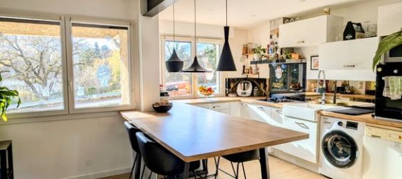 Квартира с 3 спальнями в Сесен, Франция № 335262 4