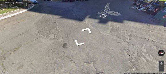 2-salle Appartement à Rome, Italy No. 191259 3