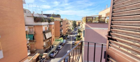 2 bedrooms Apartment in Rome, Italy No. 311814 17