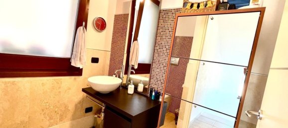 Вилла с 4 комнатами в Куарту Сант'Элена, Италия № 273101 5