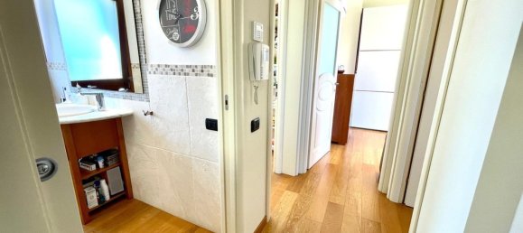 Вилла с 4 комнатами в Куарту Сант'Элена, Италия № 273101 11