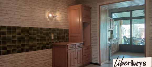 3 bedrooms House in Senozan, France No. 203240 5