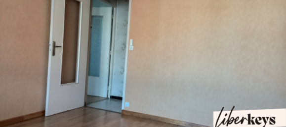 3 bedrooms House in Senozan, France No. 203240 10