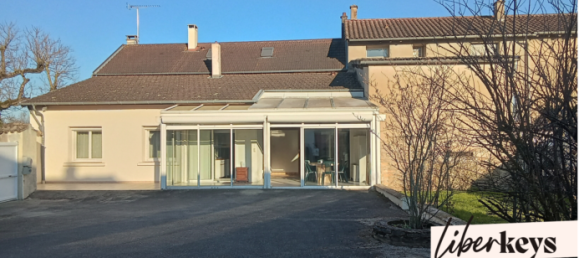 3 bedrooms House in Senozan, France No. 203240 17