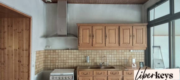 3 bedrooms House in Senozan, France No. 203240 6