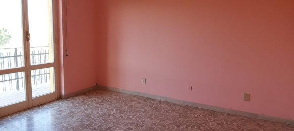 3 rooms Apartment in Terni, Italy No. 116238 2