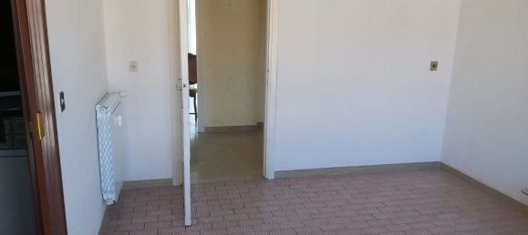 3 rooms Apartment in Terni, Italy No. 116238 7