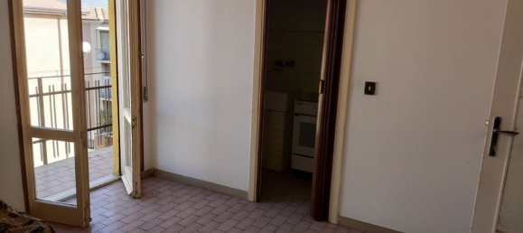 3 rooms Apartment in Terni, Italy No. 116238 6