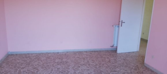 3 rooms Apartment in Terni, Italy No. 116238 3