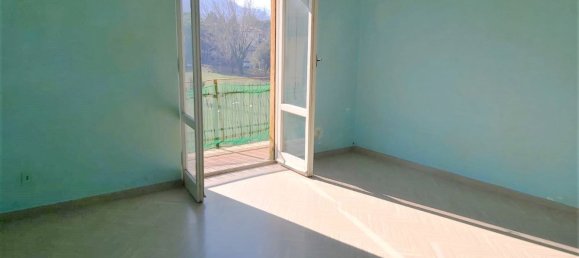 3 rooms Apartment in Terni, Italy No. 116238 22