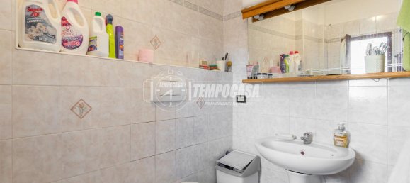 Apartamento de 3 divisões em Cavriago, Italy N.º 234047 21