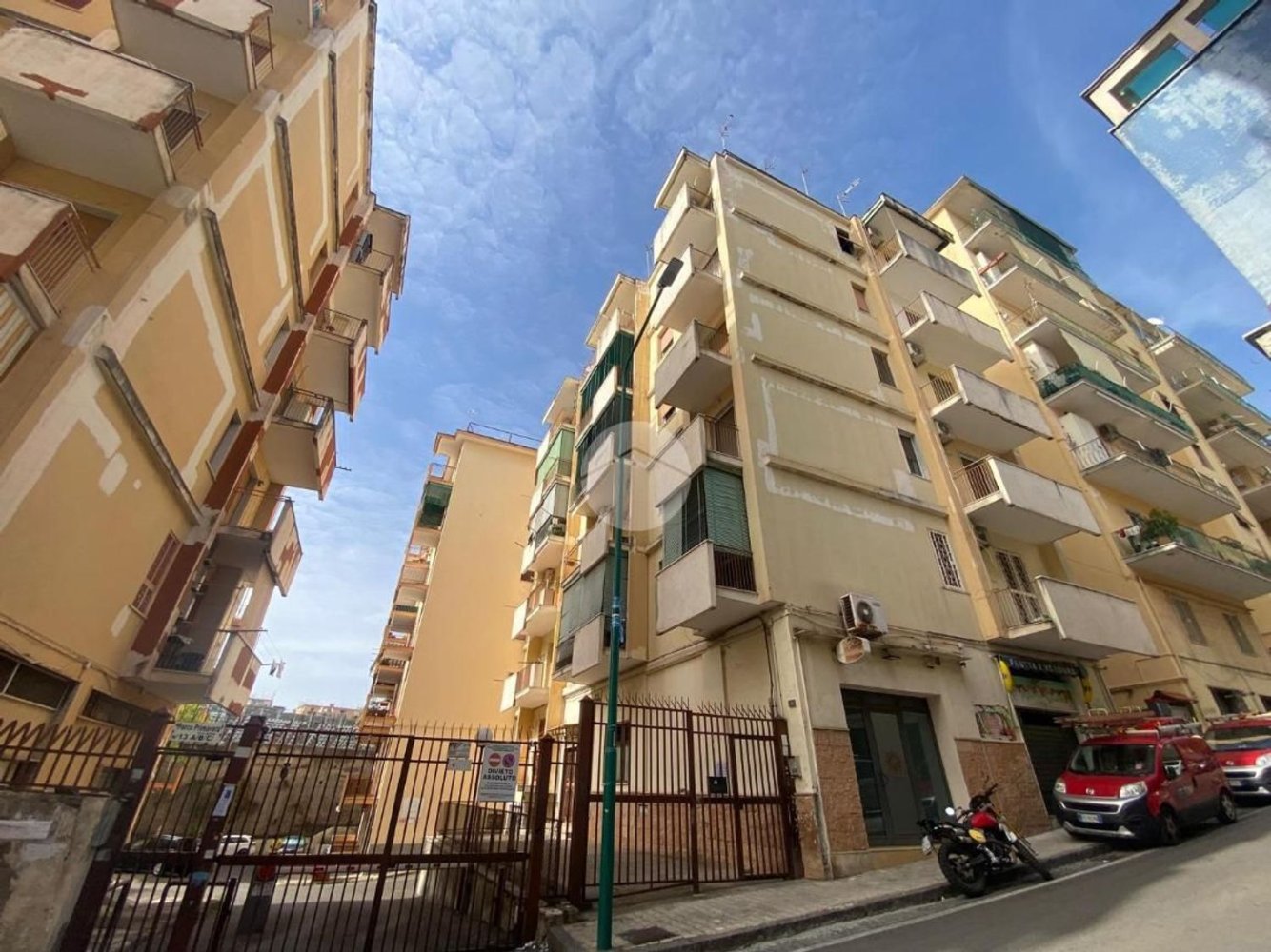 4 bedrooms Apartment in Torre del Greco, Italy No. 386611