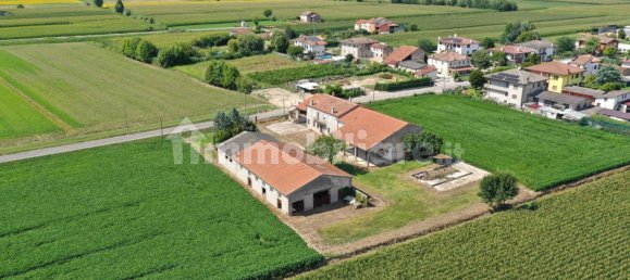 3 Schlafzimmer Haus in Veronella, Italy, Nr. 263097 3
