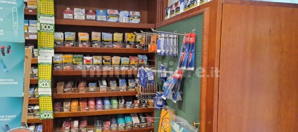 Коммерческая недвижимость с 2 комнатами в Овада, Италия № 98554 6