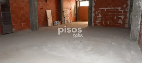 145m² Commercial property in Leon, Spain No. 25526 2