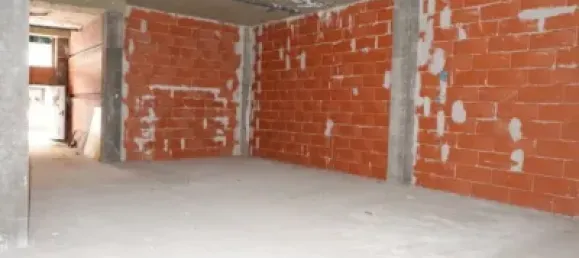 145m² Commercial property in Leon, Spain No. 25526 4