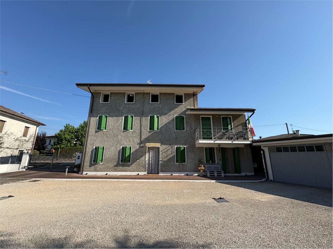 10 rooms Villa in Sernaglia della Battaglia, Italy No. 258619