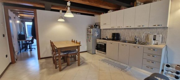 3 bedrooms Apartment in Padua, Italy No. 339794 10