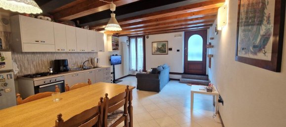 3 bedrooms Apartment in Padua, Italy No. 339794 13
