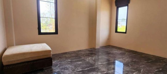 4 bedrooms House in Chiang Mai, Thailand No. 26972 6