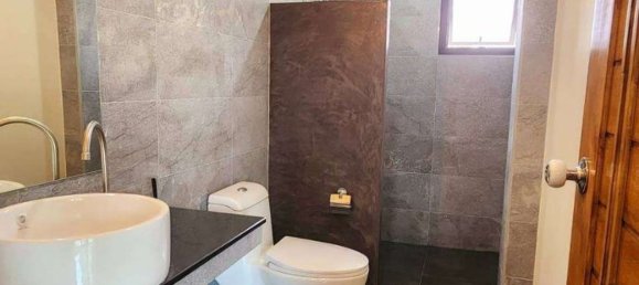 4 bedrooms House in Chiang Mai, Thailand No. 26972 3