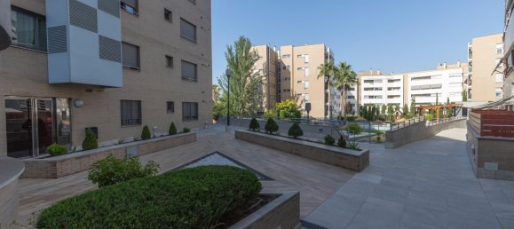 Apartamento de 2 dormitorios en Granada, Spain No. 172044 49