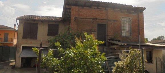 4غرفة منزل في Monticelli d'Ongina, Italy رقم 263243 2