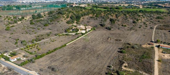 Terrain à Luz, Portugal No. 136579 2