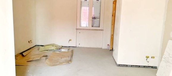 Ático de 5 dormitorios en Voghera, Italy No. 102602 4