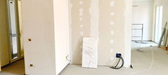 Ático de 5 dormitorios en Voghera, Italy No. 102602 8