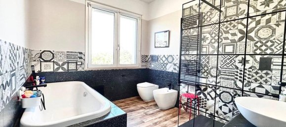 7-salle Maison à Potenza Picena, Italy No. 33328 22