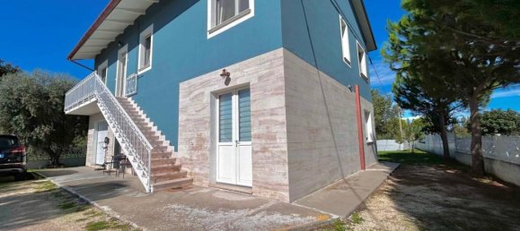 7-salle Maison à Potenza Picena, Italy No. 33328 2