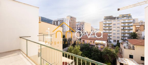 Ático de 3 habitaciónes en Palermo, Italy No. 15538 26