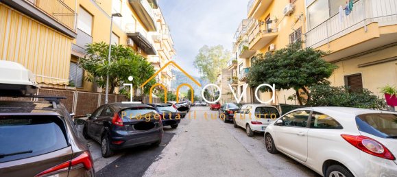 Ático de 3 habitaciónes en Palermo, Italy No. 15538 36