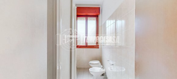 3-salle Appartement à Minerbio, Italy No. 258122 5