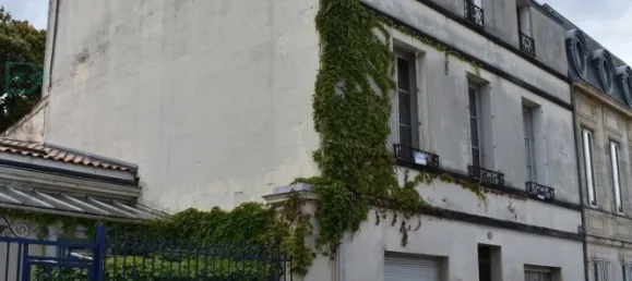 5 bedrooms Villa in Bordeaux, France No. 351026 4