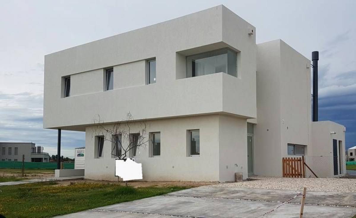 3 bedrooms House in Tigre, Argentina No. 21530