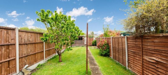 3 Schlafzimmer Haus in Surbiton, United Kingdom, Nr. 9942 9