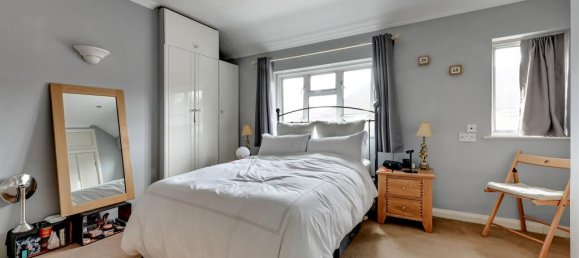3 Schlafzimmer Haus in Surbiton, United Kingdom, Nr. 9942 25