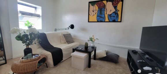 2 bedrooms Apartment in Saint-Etienne-du-Rouvray, France No. 346047 4