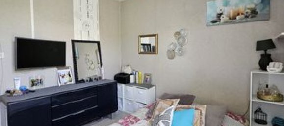 Casa de 3 dormitorios en Flesselles, France No. 303037 10