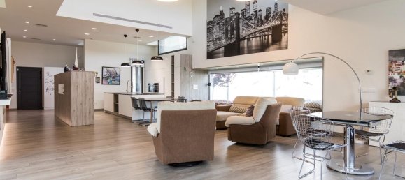 3 bedrooms House in Zaragoza, Spain No. 66767 5