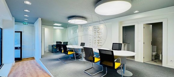 Gewerbliche Immobilie in Porto, Portugal 50m², Nr. 235563 4