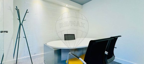 Gewerbliche Immobilie in Porto, Portugal 50m², Nr. 235563 8