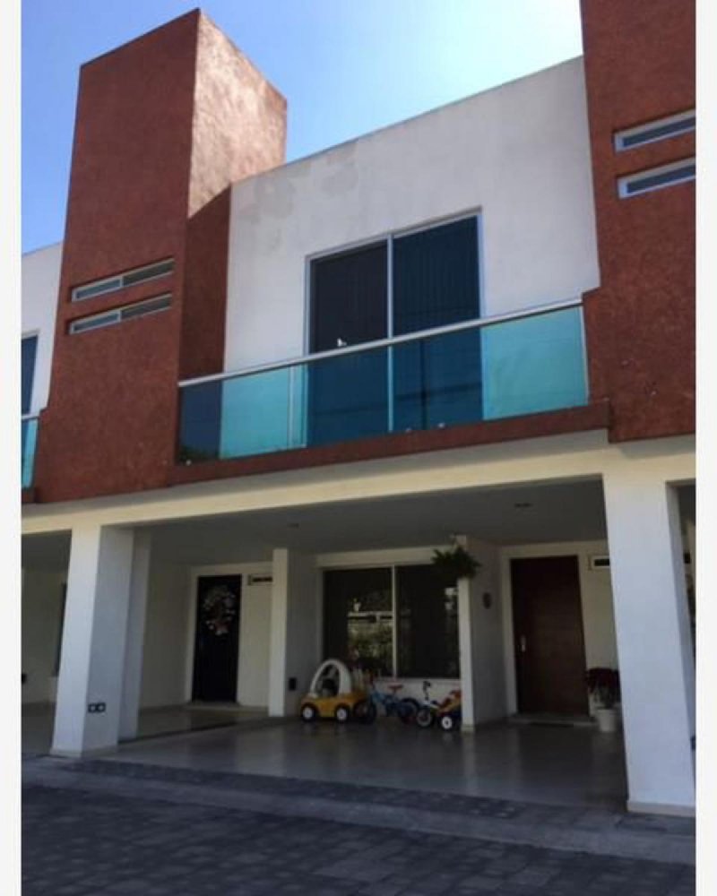 3 bedrooms House in Puebla, Mexico No. 181843