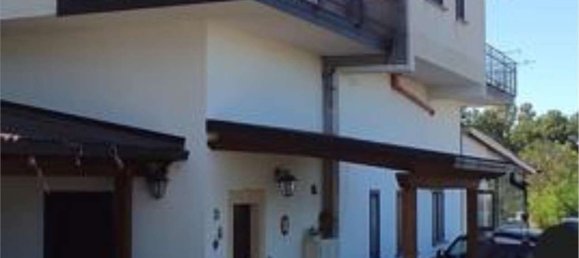 5 rooms Apartment in Luzzi, Italy No. 187827 5