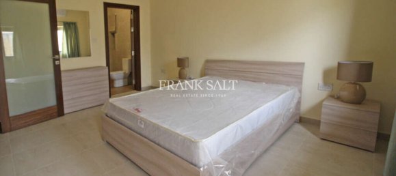 Apartamento de 3 dormitorios en Swieqi, Malta No. 4300 10