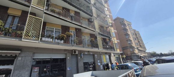 40m² Commercial property in Rome, Italy No. 220082 13