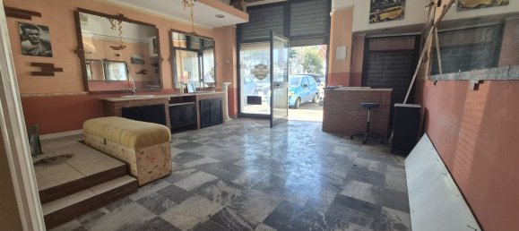 40m² Commercial property in Rome, Italy No. 220082 6