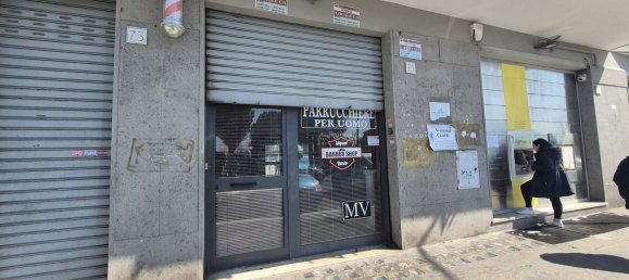 40m² Commercial property in Rome, Italy No. 220082 2